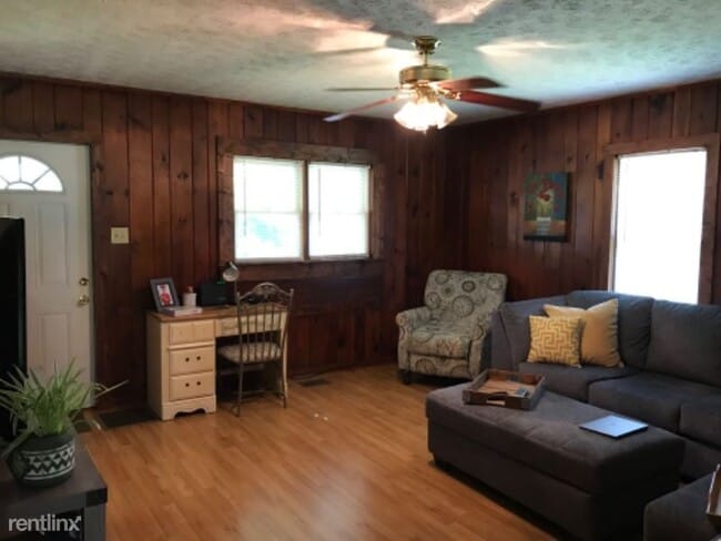 Building Photo - 2 br, 1 bath House - 160 Northdale Rd