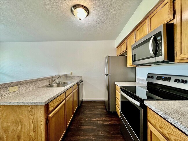 Foto del edificio - 2812 Paisley St
