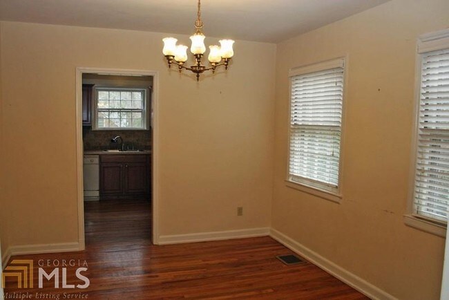 Foto del edificio - 1348 Scott Blvd