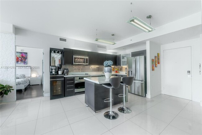 Foto del edificio - 90 SW 3rd St