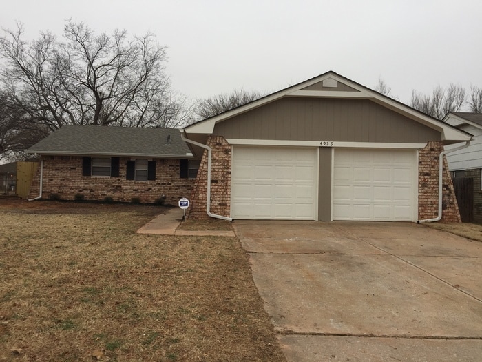 Primary Photo - 4929 Brookdale Dr