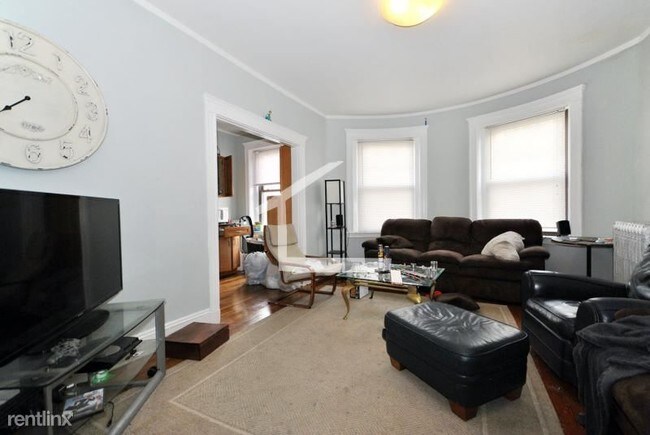 Foto del edificio - 50 Englewood Ave