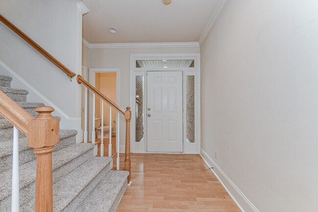 Foto del edificio - 3420 Archdale Dr