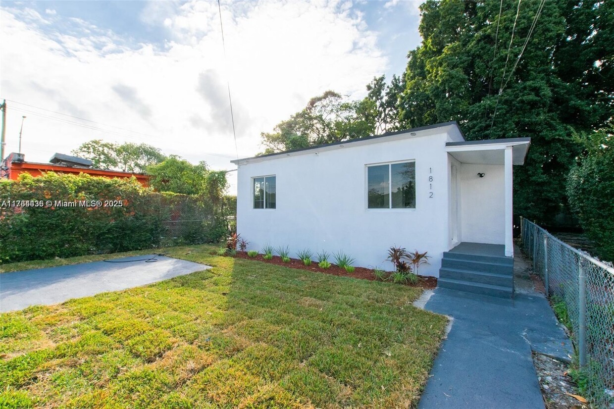 Foto principal - 1812 NW 64th St