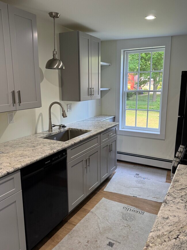 Kitchen 8' x 12' - 274 Main St