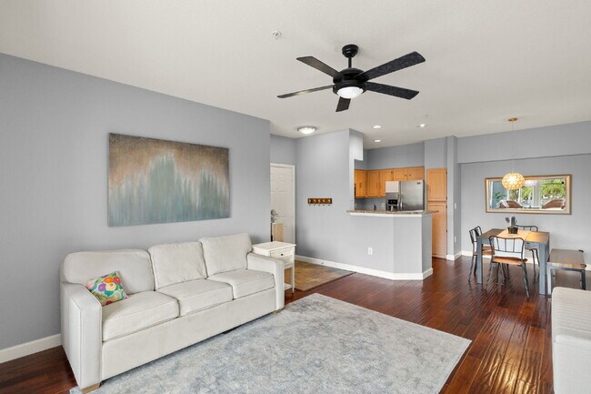 Foto del edificio - Live the Resort Lifestyle at Tides at Pelican Landing – Furnished 2BR Condo