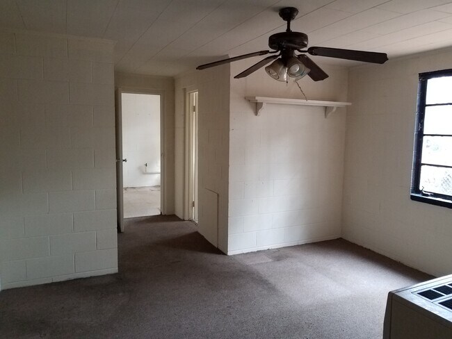 Building Photo - Cleveland622