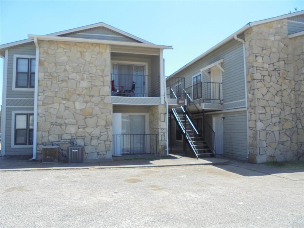 Primary Photo - 1003 Rock St