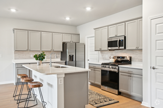 Building Photo - 6028 Gardner Maples Dr SE