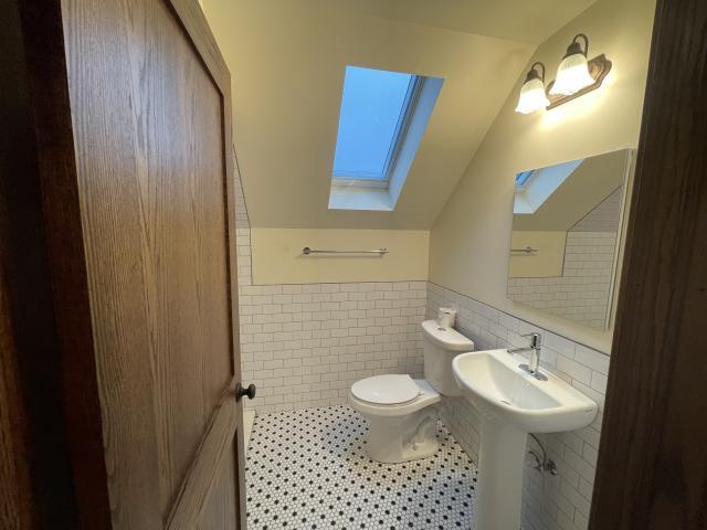 Foto del edificio - 1854 W 21st Pl