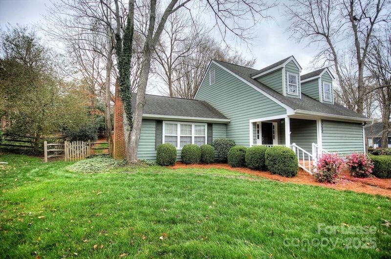 Foto principal - 5733 Connor Blvd
