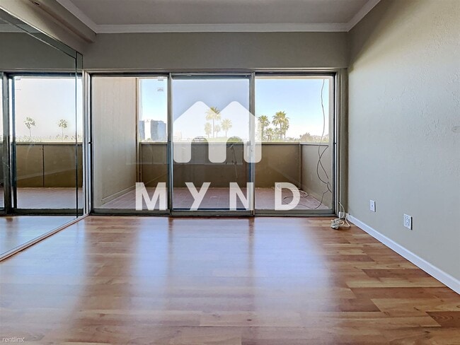 Building Photo - 2 br, 2 bath Condo - 353 E Thomas Rd Apt C...