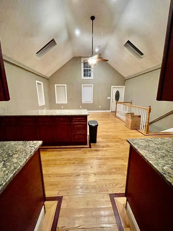 Building Photo - 2A Lorenzo St