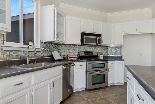 Building Photo - 24821 Loire Ct