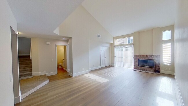 Foto del edificio - **MOVE-IN SPECIAL** 3 Bedrooms, 3 Bathroom...