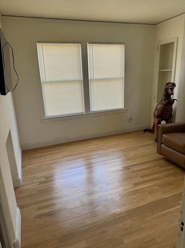 Building Photo - 1870 Fourth Ave