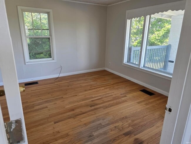 Building Photo - 921 W Gourley Pike