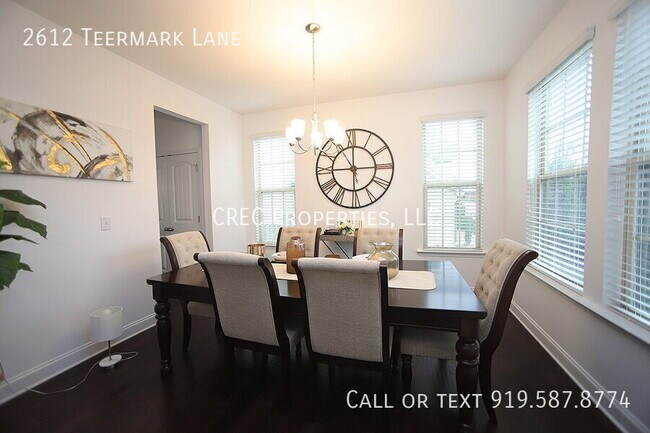 Foto del edificio - 2612 Teermark Ln