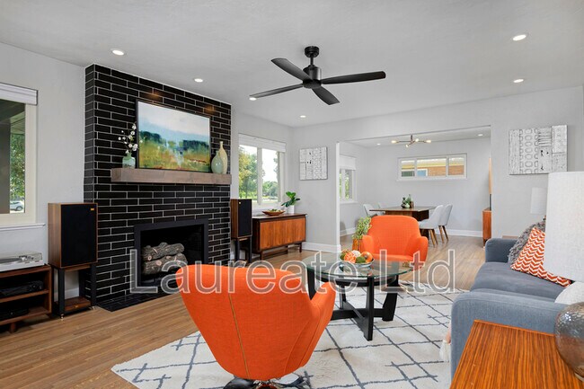 Foto del edificio - 3055 N Monaco St Pkwy