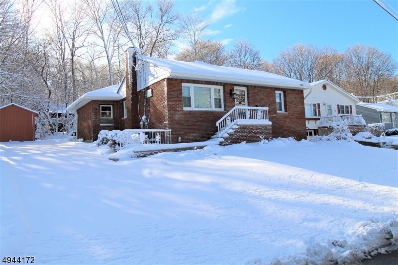 18 Cross St, Netcong, NJ 07857 House for Rent in Netcong, NJ