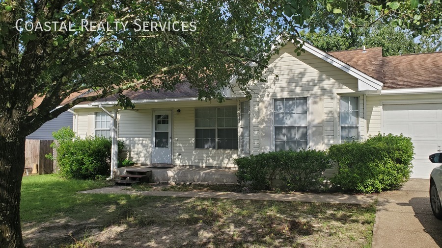 Primary Photo - 407 Northview Ln