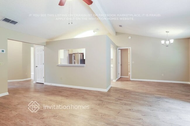 Building Photo - 11769 Mountain Ash Rd E