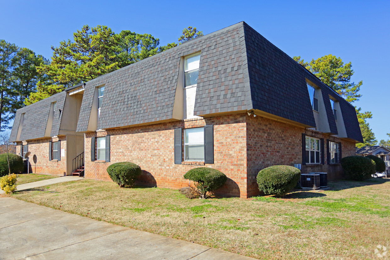 Primary Photo - Timberline Apartments