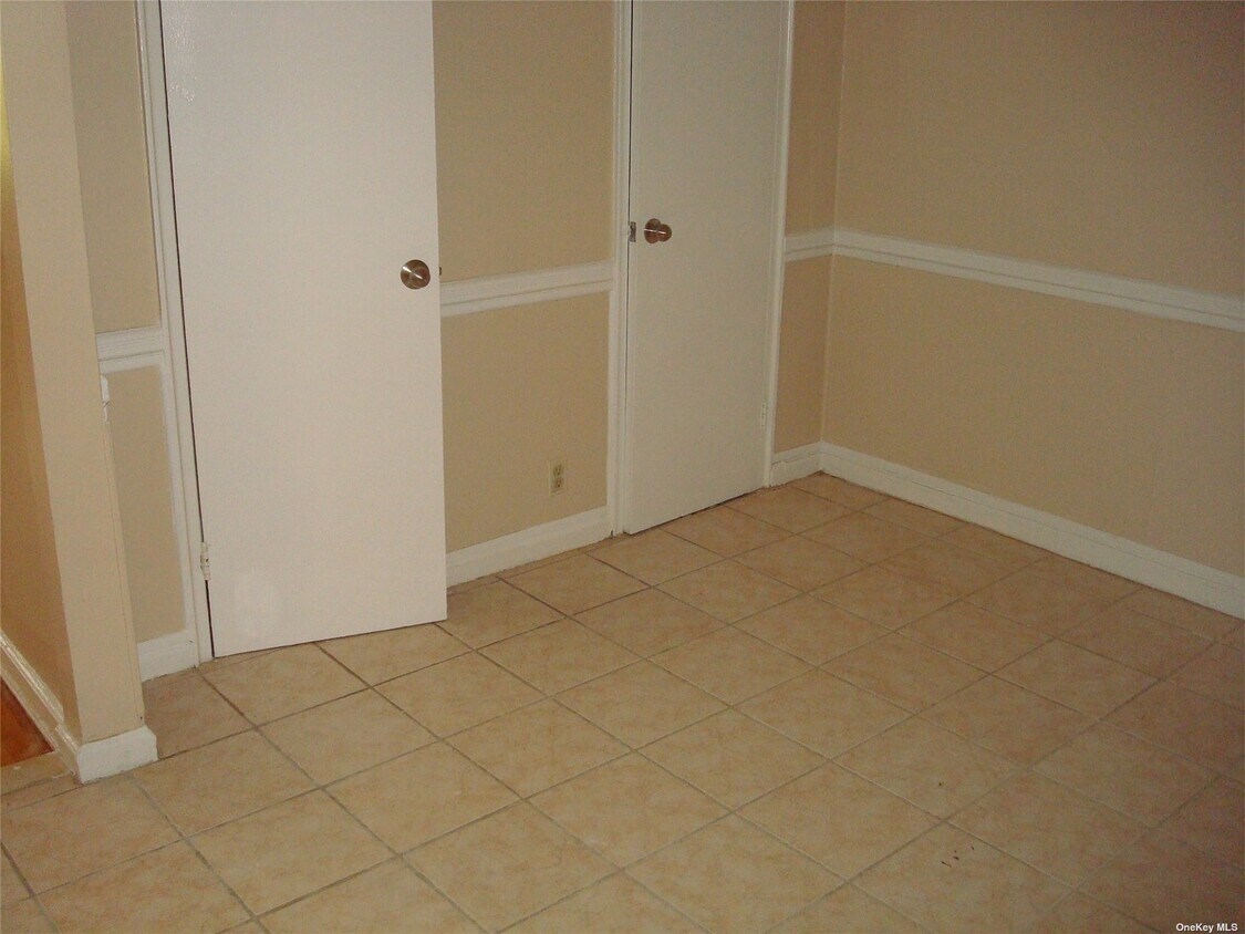 1173 E 52nd St, Canarsie, NY 11236 Apartment for Rent in Canarsie, NY