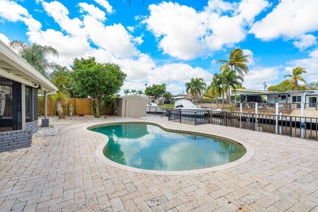 Foto del edificio - 2431 Key Largo Ln