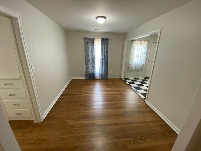 Foto del edificio - 3200 NW 43rd St