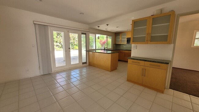 Foto del edificio - Beautifull 4 Bed 2 Bath In UTC Area