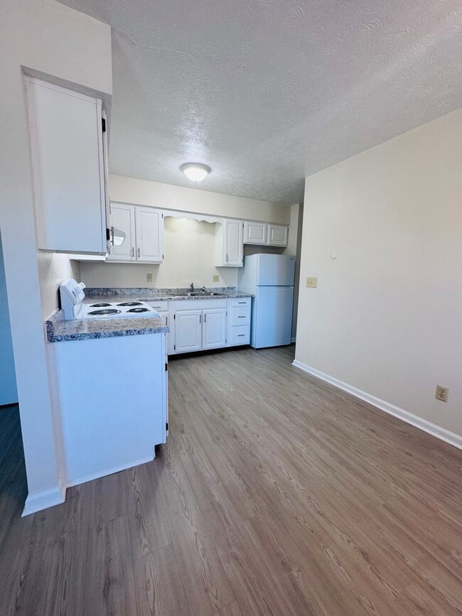 Photo - 1408 Jackson Ln Apartment