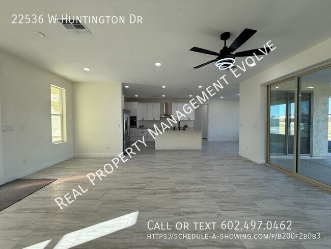 Foto del edificio - 22536 W Huntington Dr