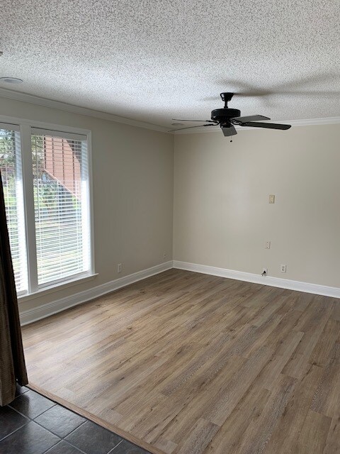 viviendo - 140 Lakeside Villa