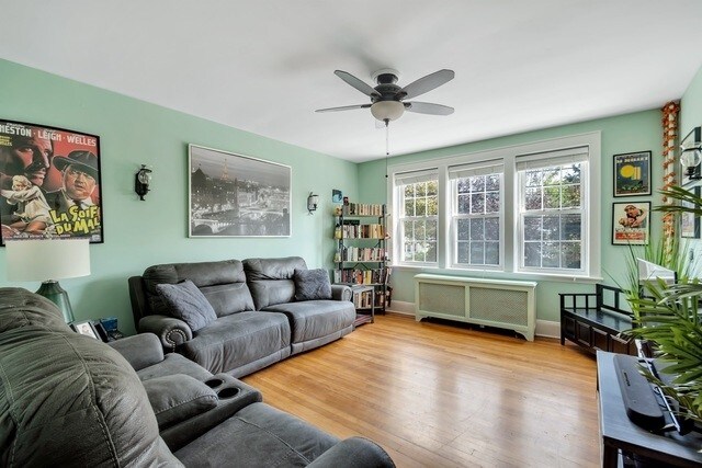 Interior Photo - 74-76 St Pauls Ave