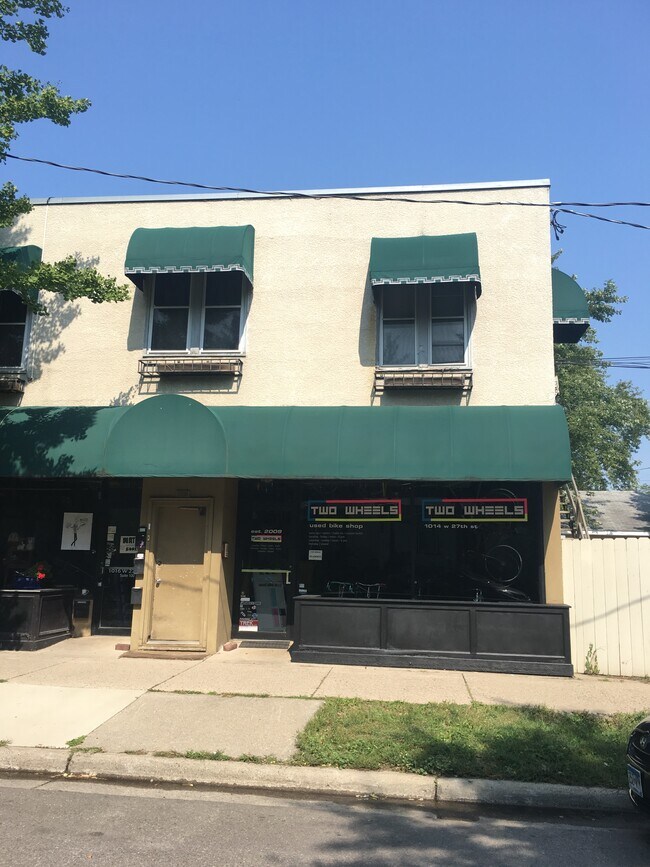 Foto del edificio - 1014 W 27th St