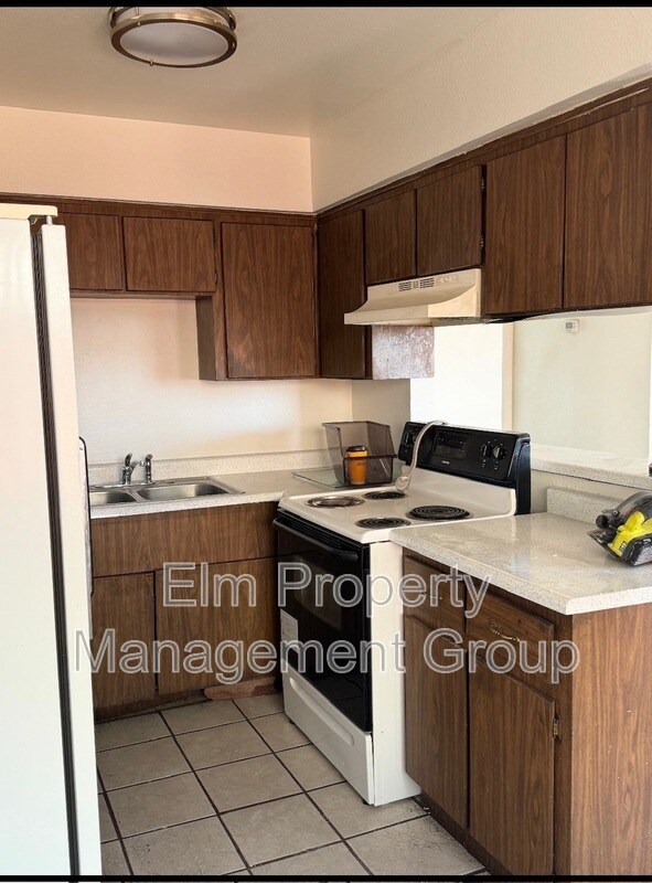 Foto del edificio - 2728 Haddock Ave