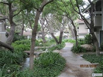 Building Photo - 118 Streamwood