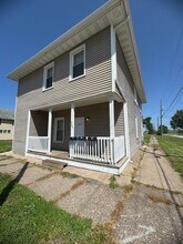 Building Photo - 929 4th Ave