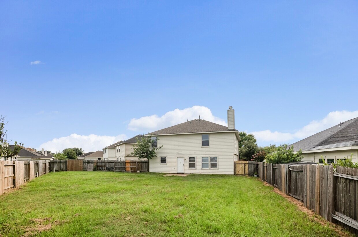 Building Photo - 19411 Kadabra Dr