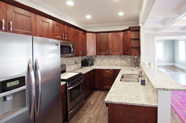 Foto del edificio - 1208 Arkwright Pl SE