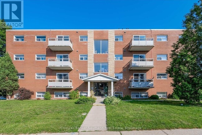 Building Photo - 10-110 Glenbrook Dr