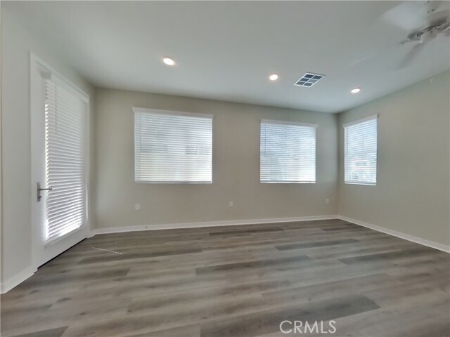 Foto del edificio - 31718 Luther Dr