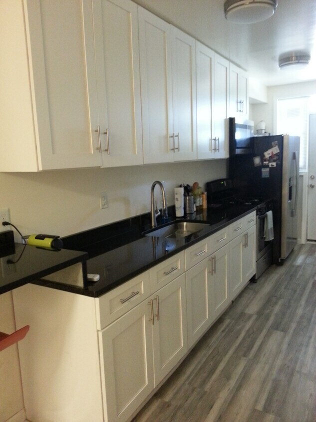 Primary Photo - 4630 Brooks St NE