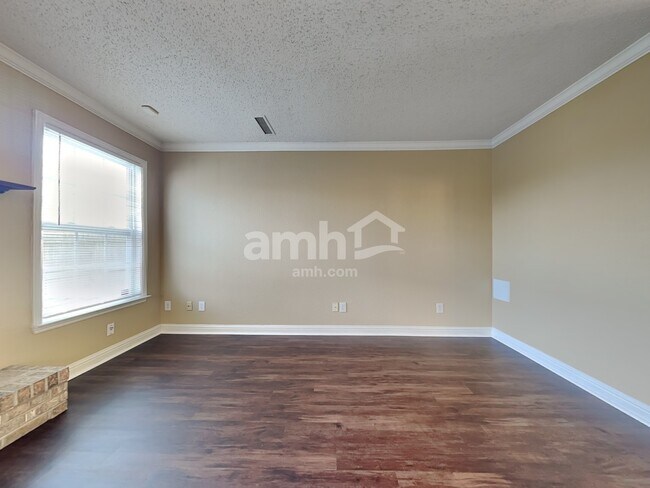 Foto del edificio - 13467 Allegiance Dr