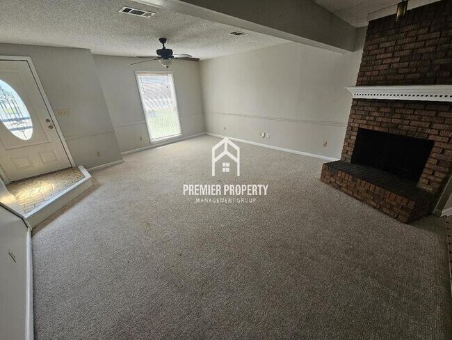 Foto del edificio - 6382 Kirby Downs Dr