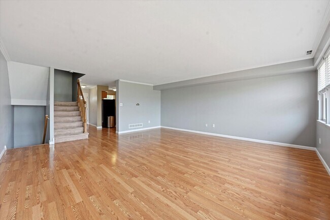 Foto del edificio - 3 Bed | 2.5 Bath Townhome in Wedgewood Estates – Available Now!