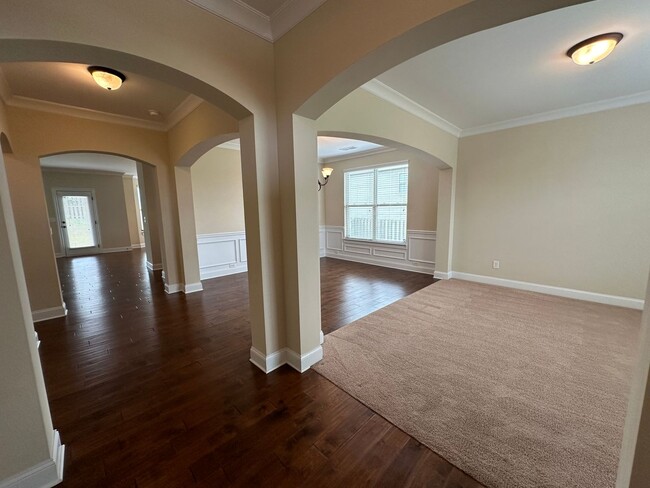Building Photo - 1508 Driftwood Lane