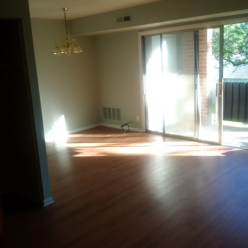 Foto principal - 3103 Good Hope Ave