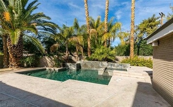 Building Photo - 7258 Loma Alta Cir